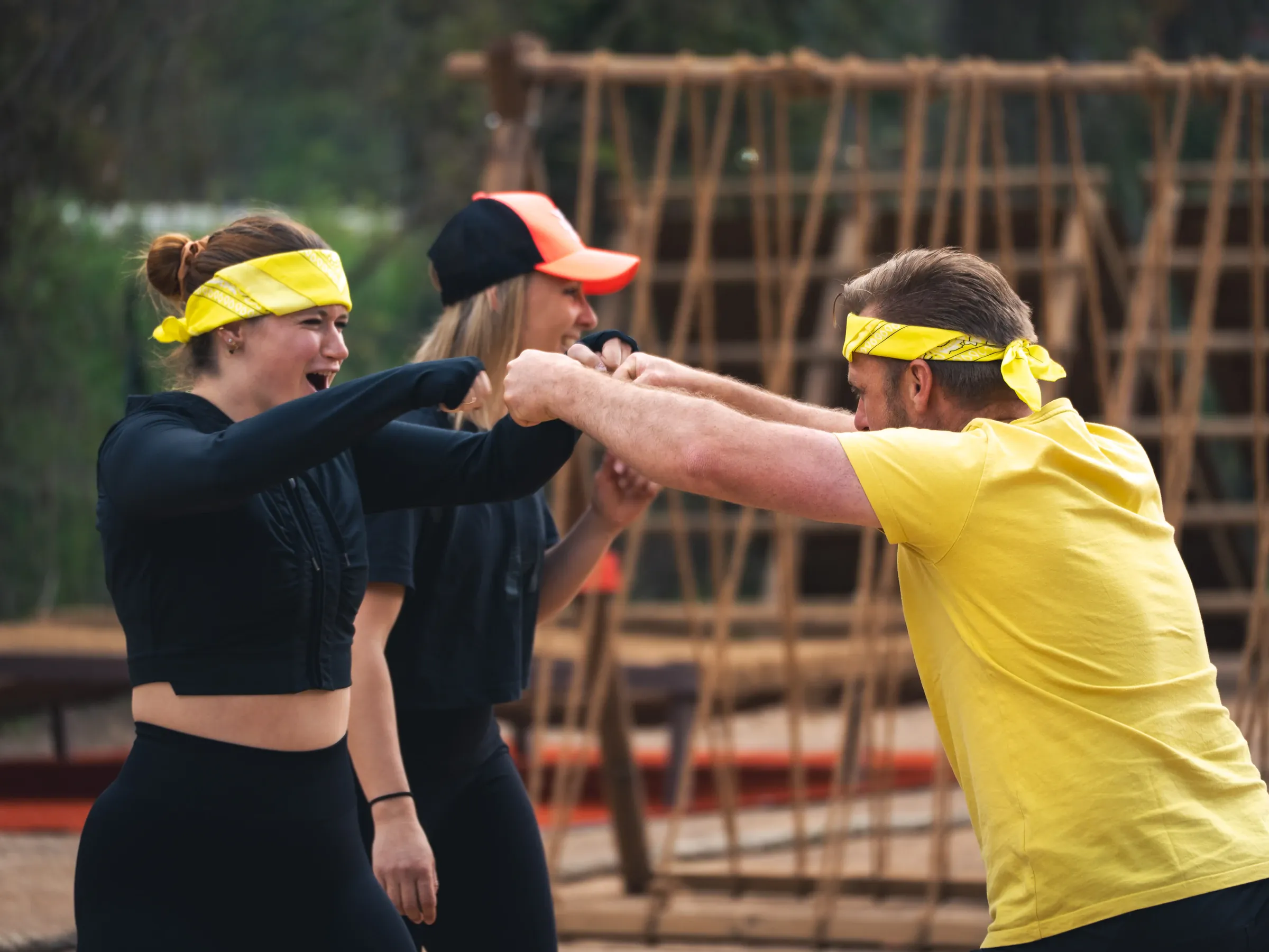 Affrontement team marié contre team mariée